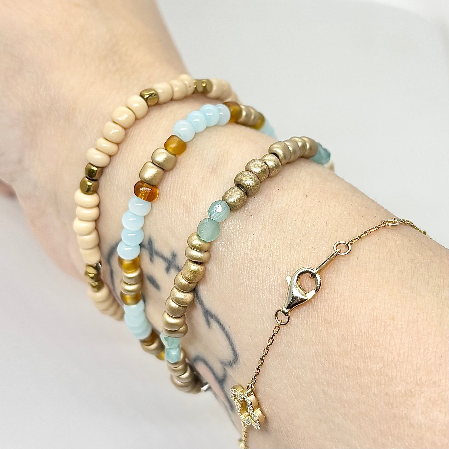 Coastal Glow Stack 🌊🤍✨